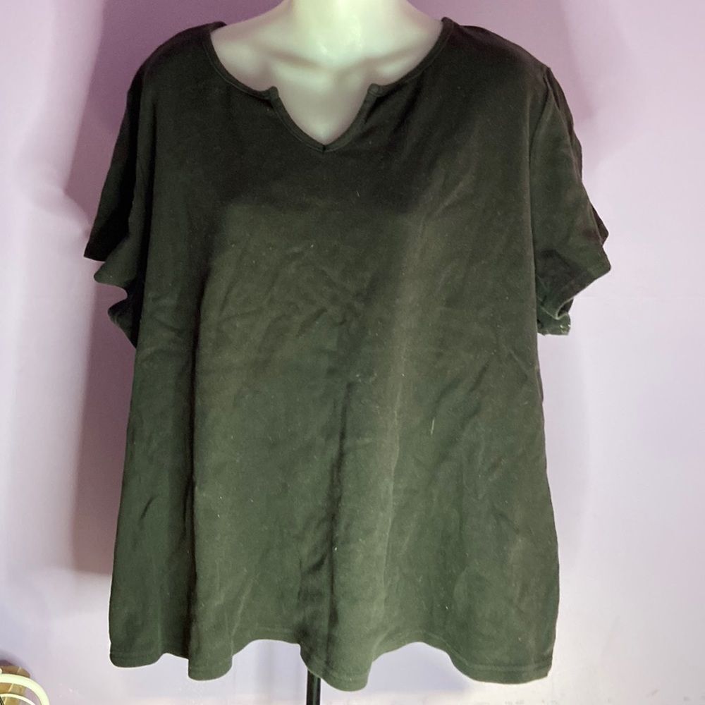 White Stag Women's Black V-Neck T-Shirt Plus Size 4X Short Sleeve Casual Tee